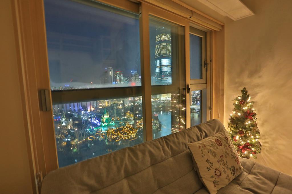 Lotte World Lake View Loft Seoul Exterior photo